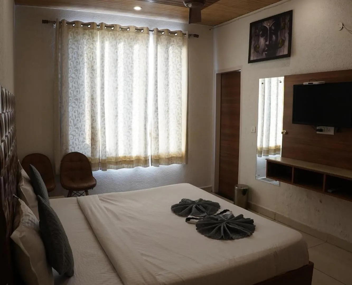 Hotel Sharrytel Zirakpur India